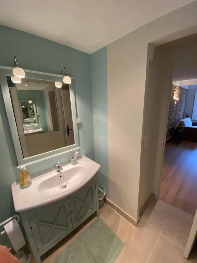 Apartment C054-bel Lumineux Au Coeur Du Suquet Cannes