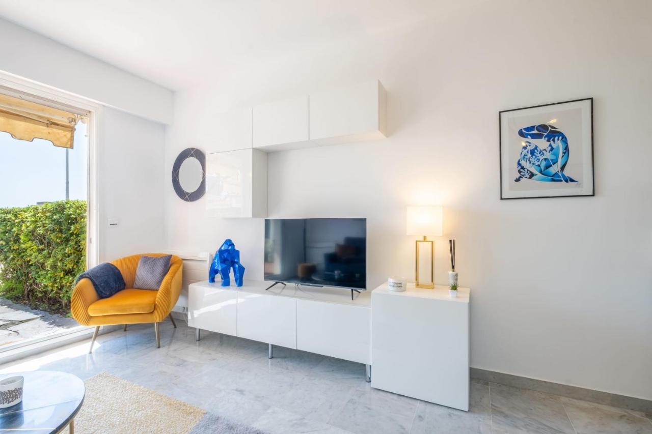 Rare! Exquisite 2-bd Facing The Sea * Cannes