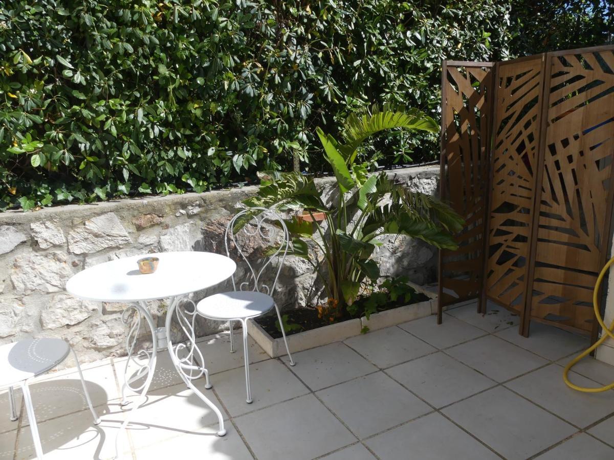 Blue Dream Guest house *