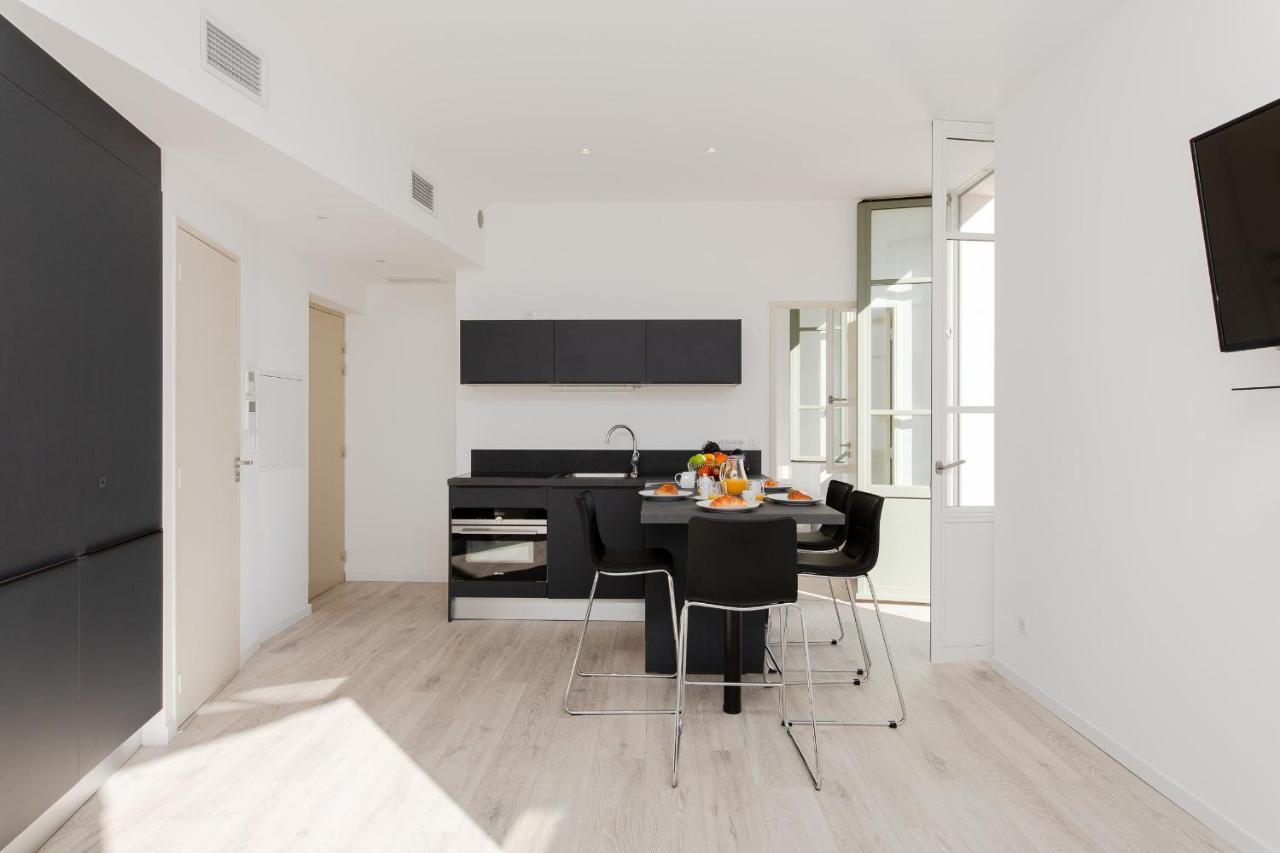 Anzur Yourhosthelper Apartment
