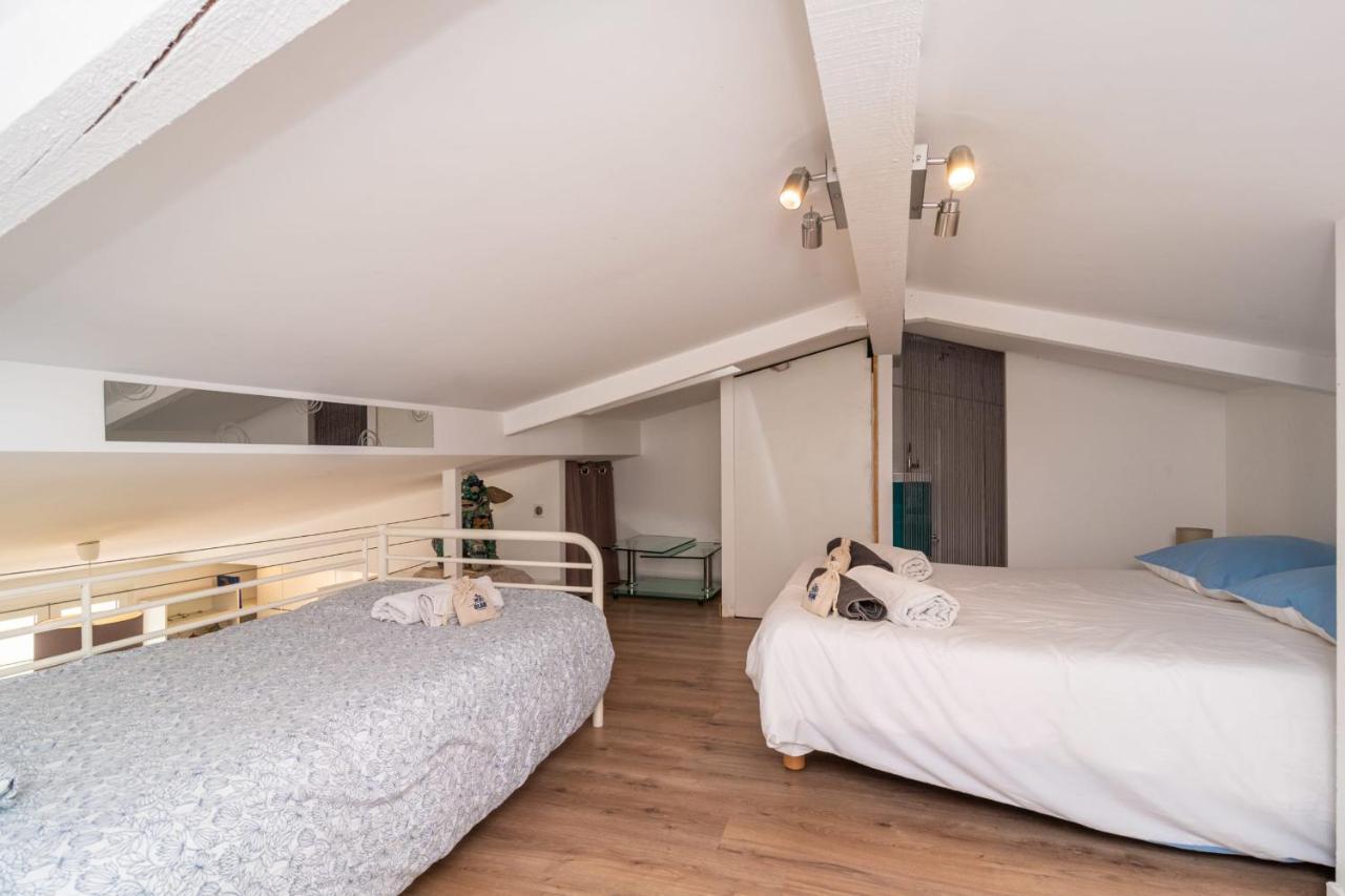 Mezzanine Balcony: Family Haven