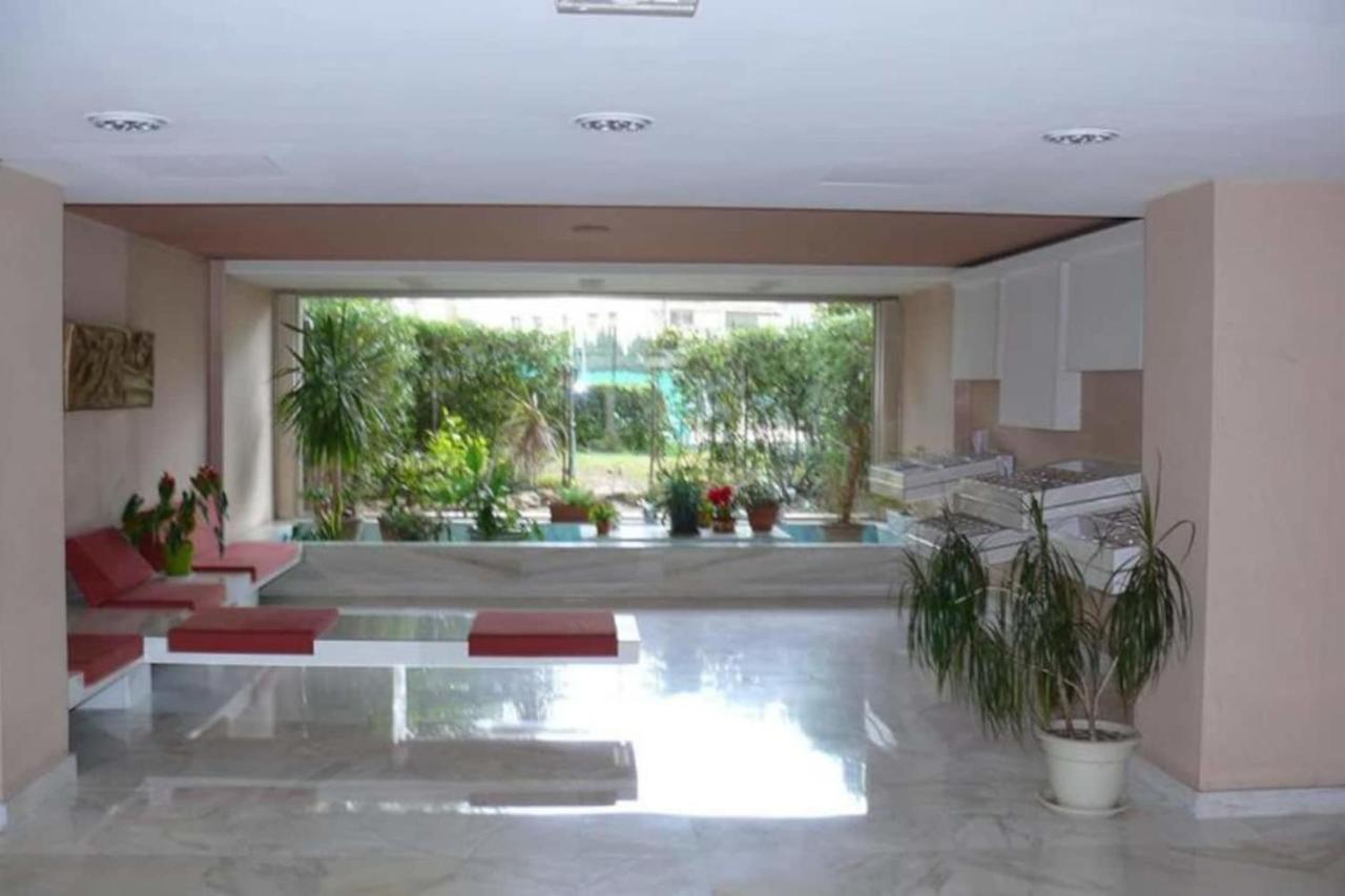 Apartment Studio Near Croisette Beach - Behind Martinez *