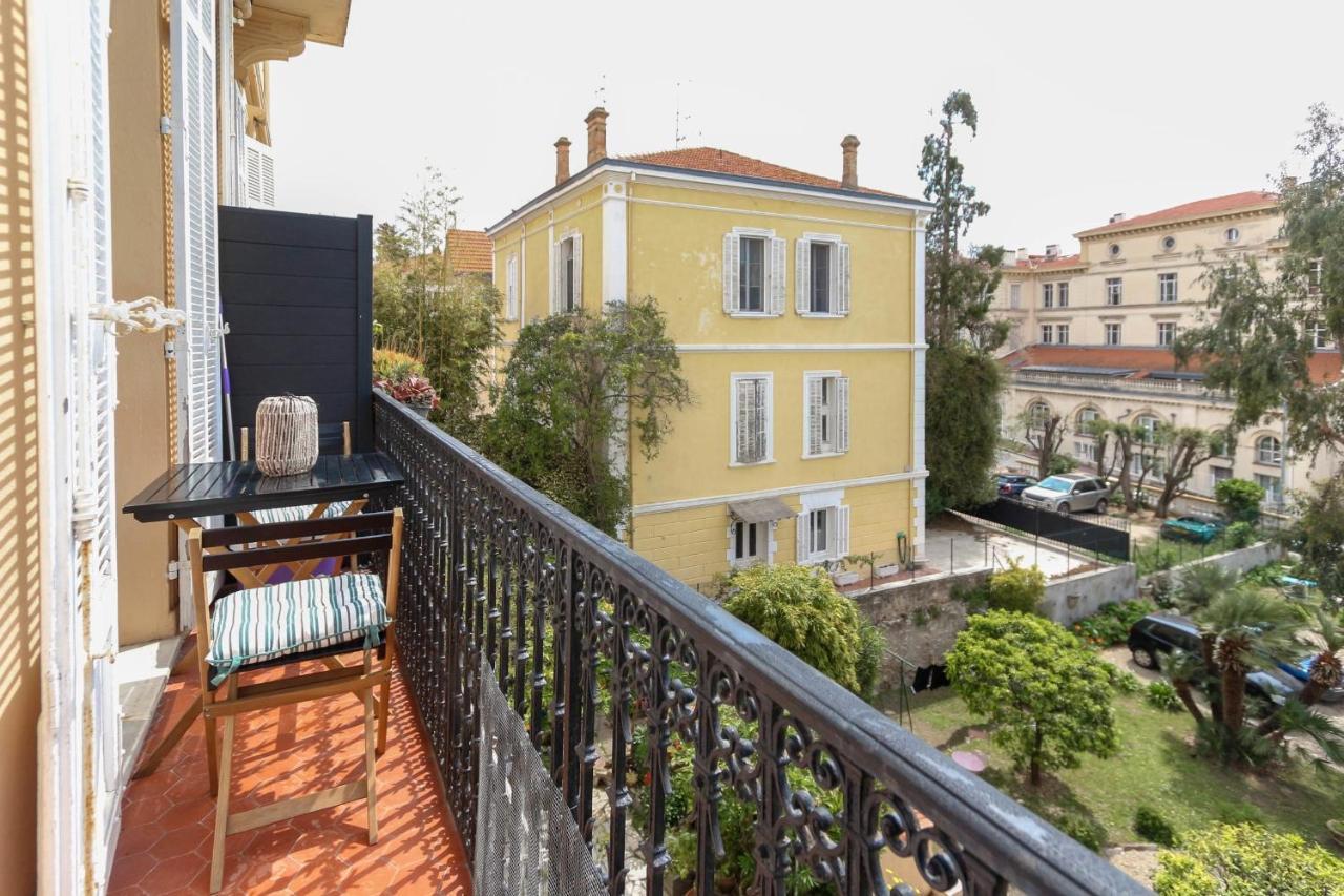 Modern With 3 Bedrooms Balcony Communal Garden And Ac- Benakey *