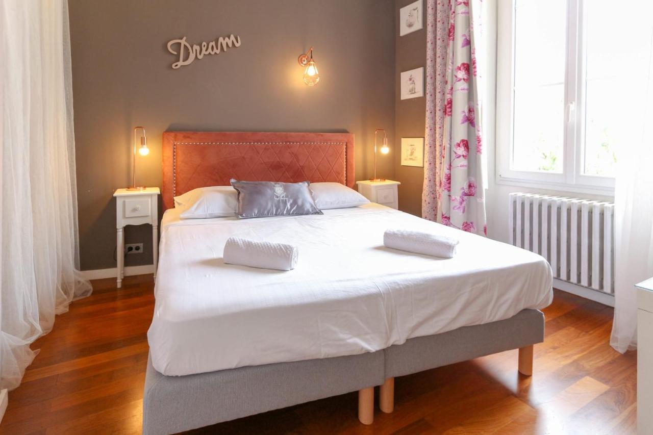 Modern With 3 Bedrooms Balcony Communal Garden And Ac- Benakey Apartment Cannes