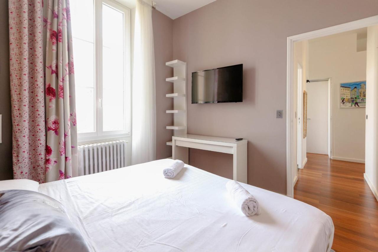 Modern With 3 Bedrooms Balcony Communal Garden And Ac- Benakey Apartment *