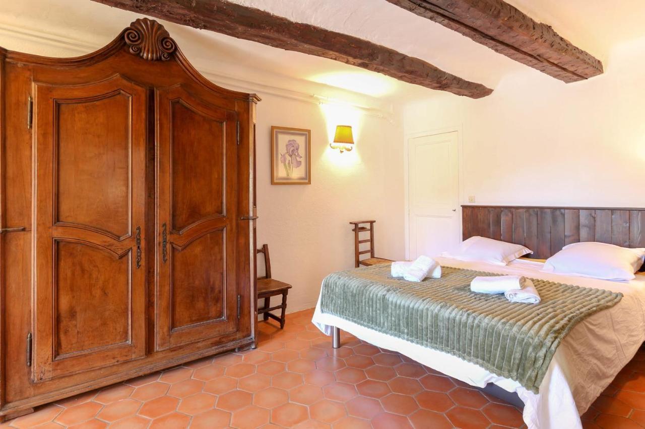 Apartment In A Beautiful Quiet Parking - Benakey *