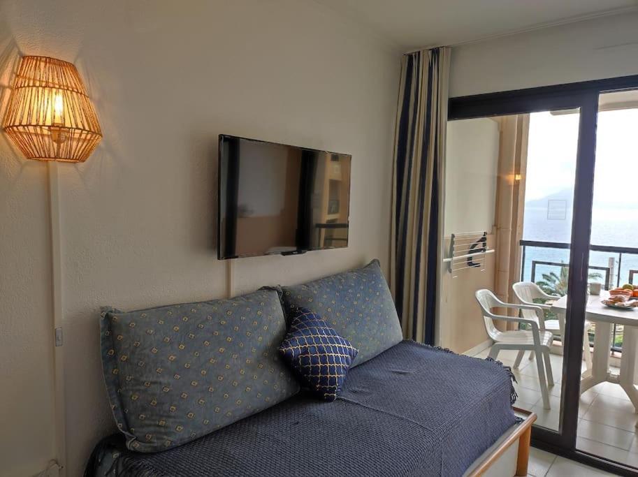 Palme D'azur Yourhosthelper