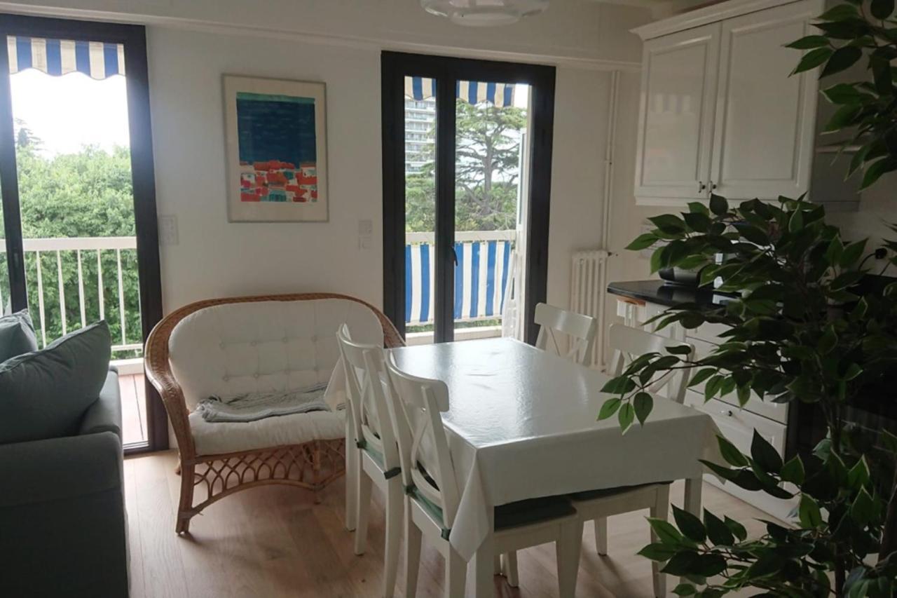 Apartment Spacious 70 M Flat With Balcony And Sea View! Cannes