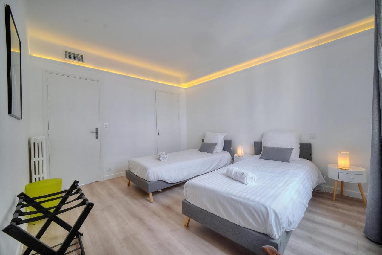 Immogroom - Spacious 3-room - Garage - Terrace - Air Conditioning Apartment *
