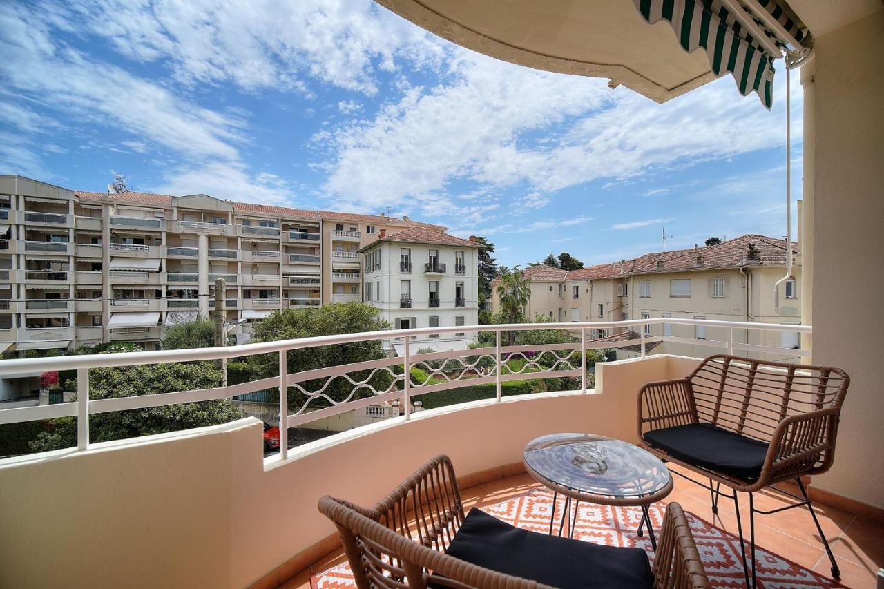 Immogroom - Spacious 3-room - Garage - Terrace - Air Conditioning Apartment *