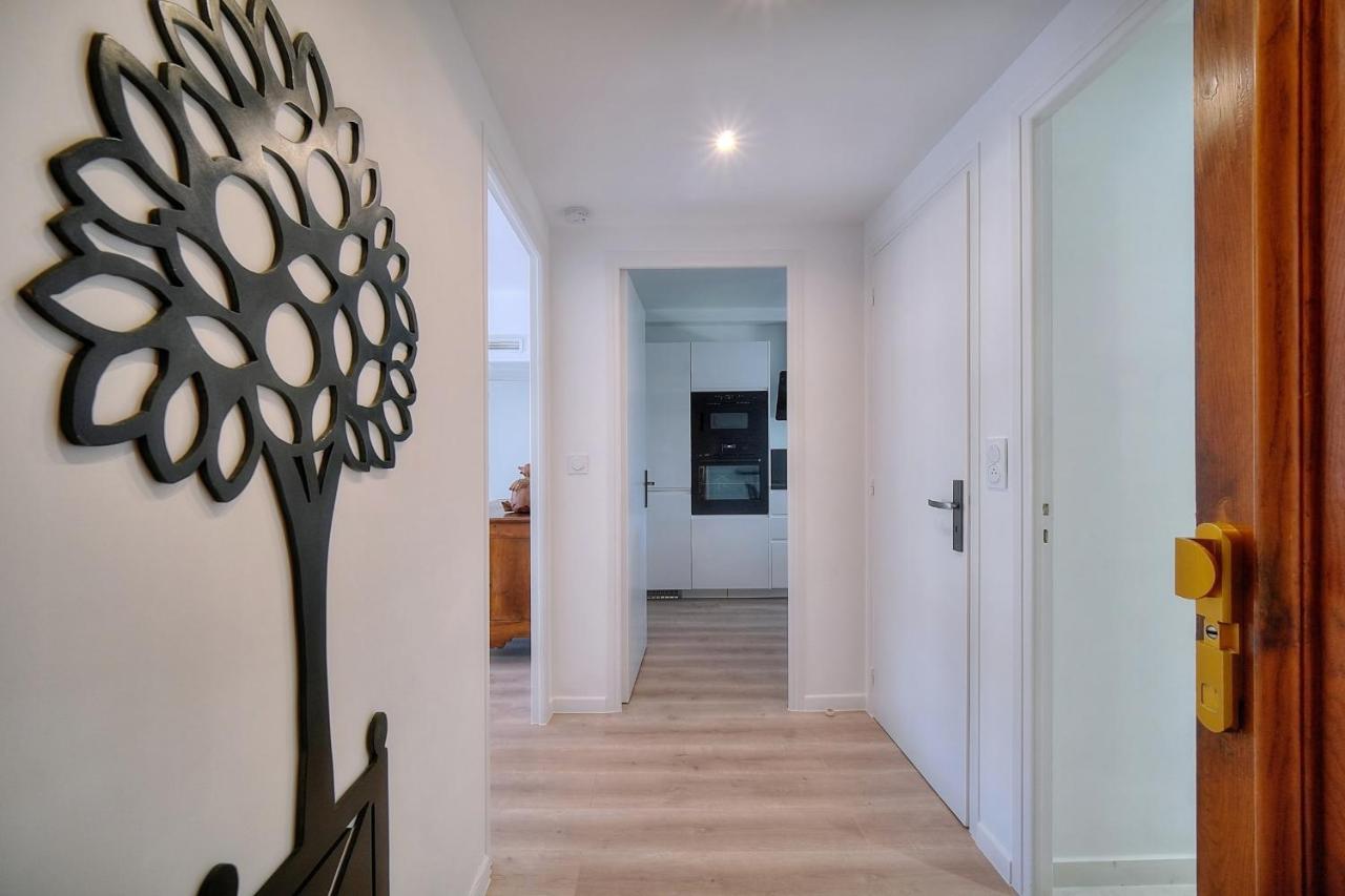 Immogroom - Spacious 3-room - Garage - Terrace - Air Conditioning Apartment