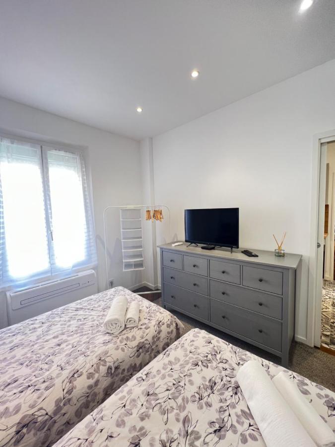 Apartment Loena Centre - Renove 2 Pieces - 4 Personnes - Proche Croisette Palais Festival - Internet Gratuit - Climatisation - Non Fumeur Cannes