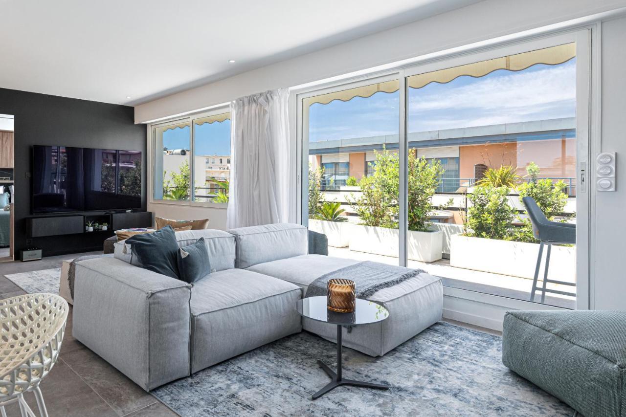 Apartment Luxurious Penthouse Rooftop Martinez Croisette