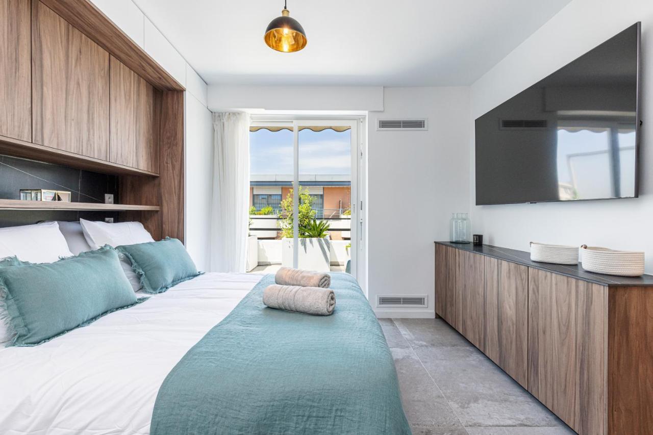 Apartment Luxurious Penthouse Rooftop Martinez Croisette Cannes