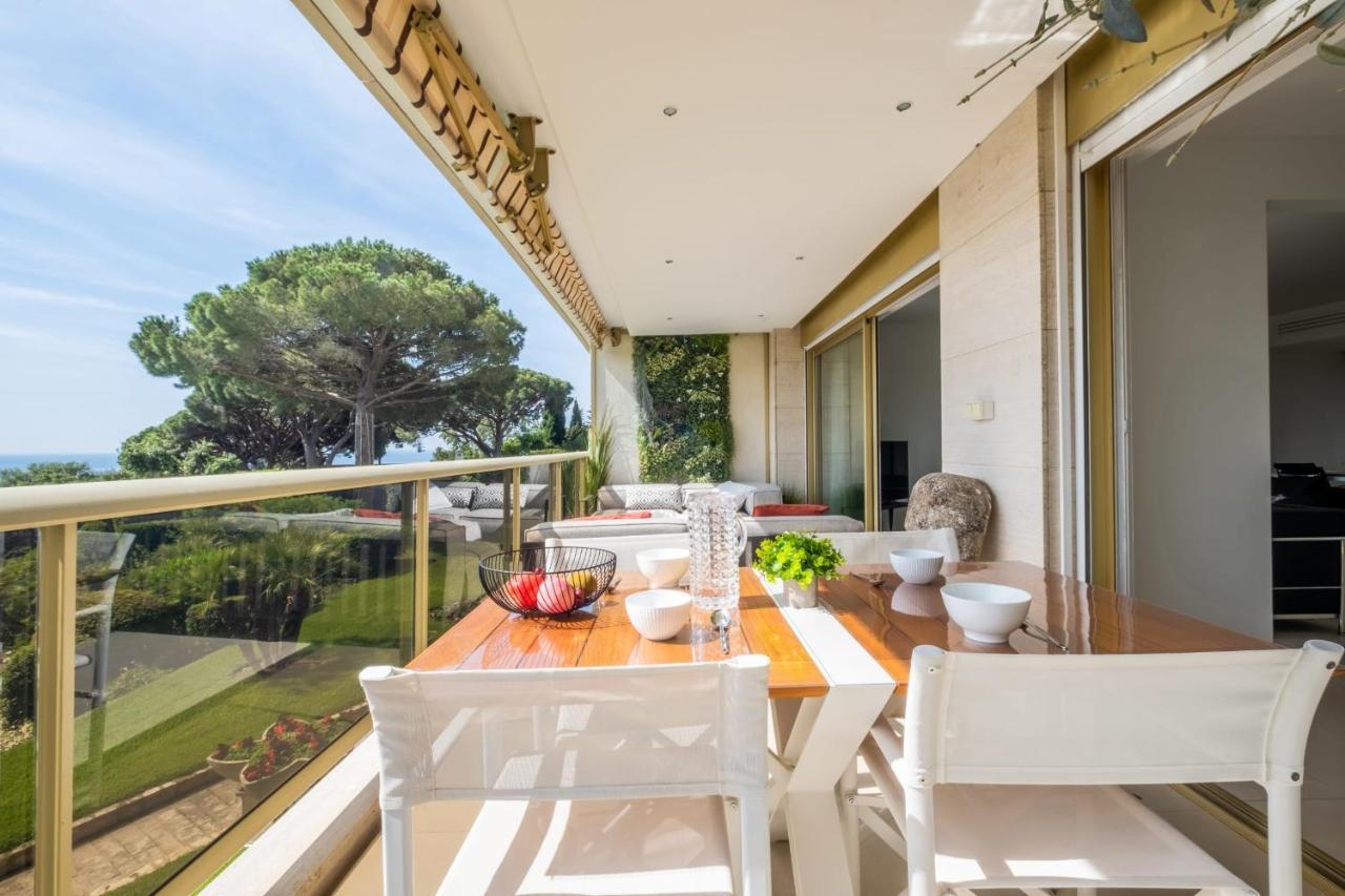 Elegant 3-room With Terrace Pool & Island Views *