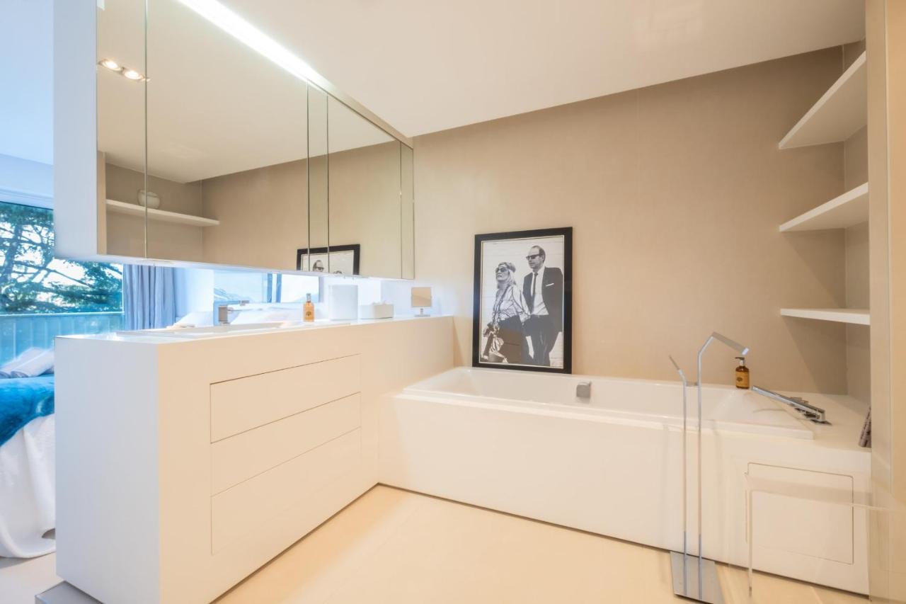 Elegant 3-room With Terrace Pool & Island Views *