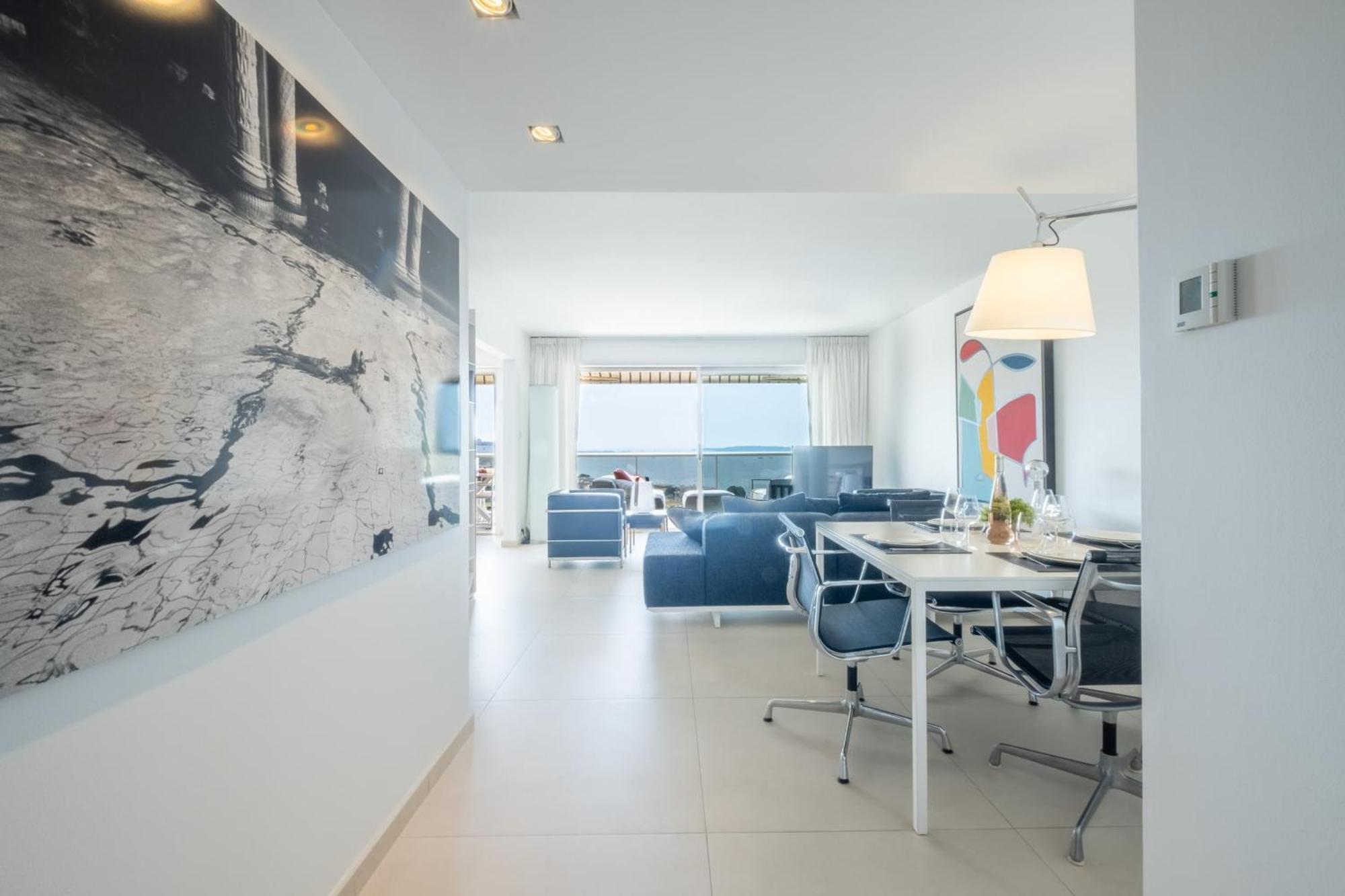 Elegant 3-room With Terrace Pool & Island Views Cannes