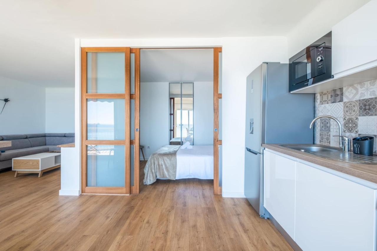 Rare! 2-br Seafront Cannes