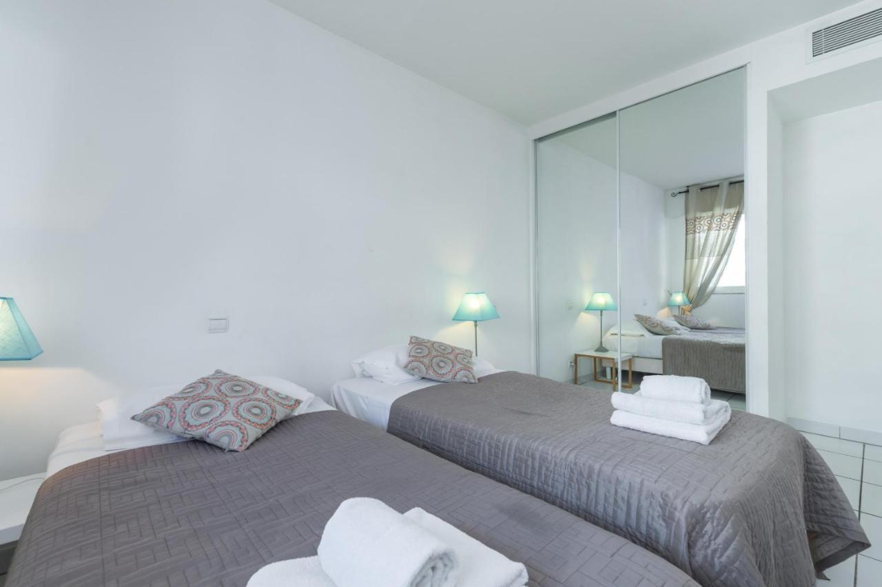 Apartment Beachfront Terrace: Bright Two-bedroom With Sea Views