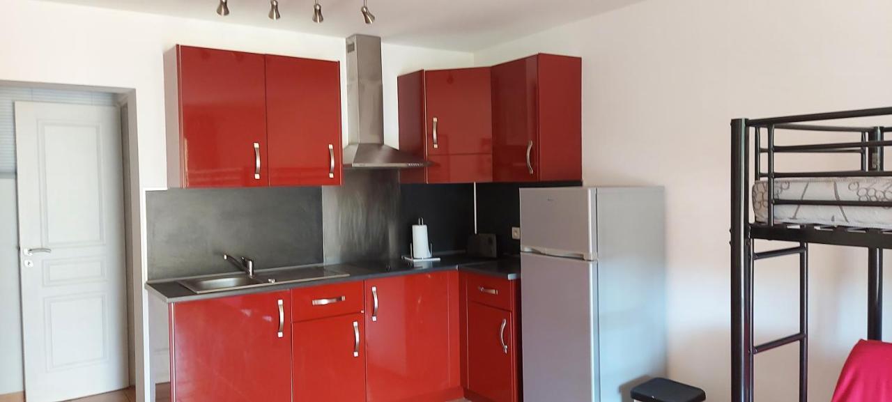 Apartment 1 *