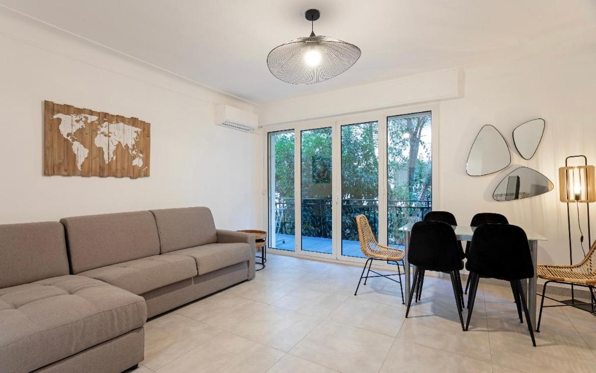 2 Pieces Croisette-martinez Apartment