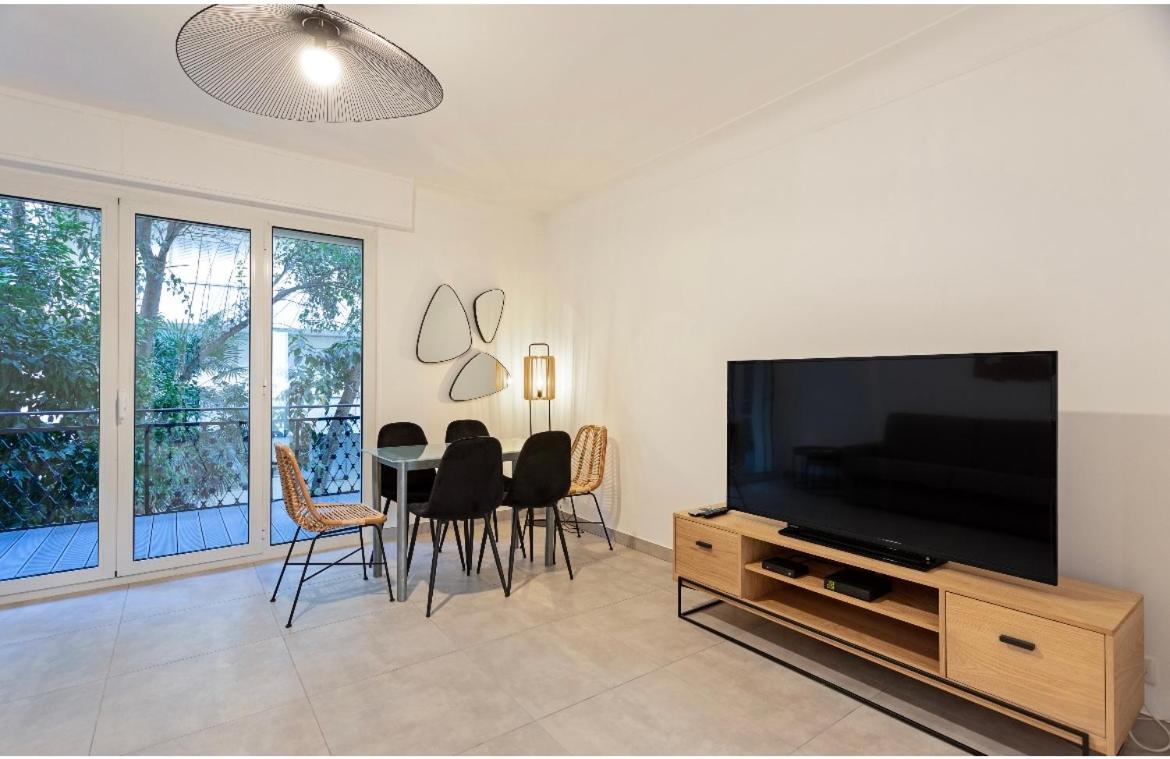 2 Pieces Croisette-martinez Apartment