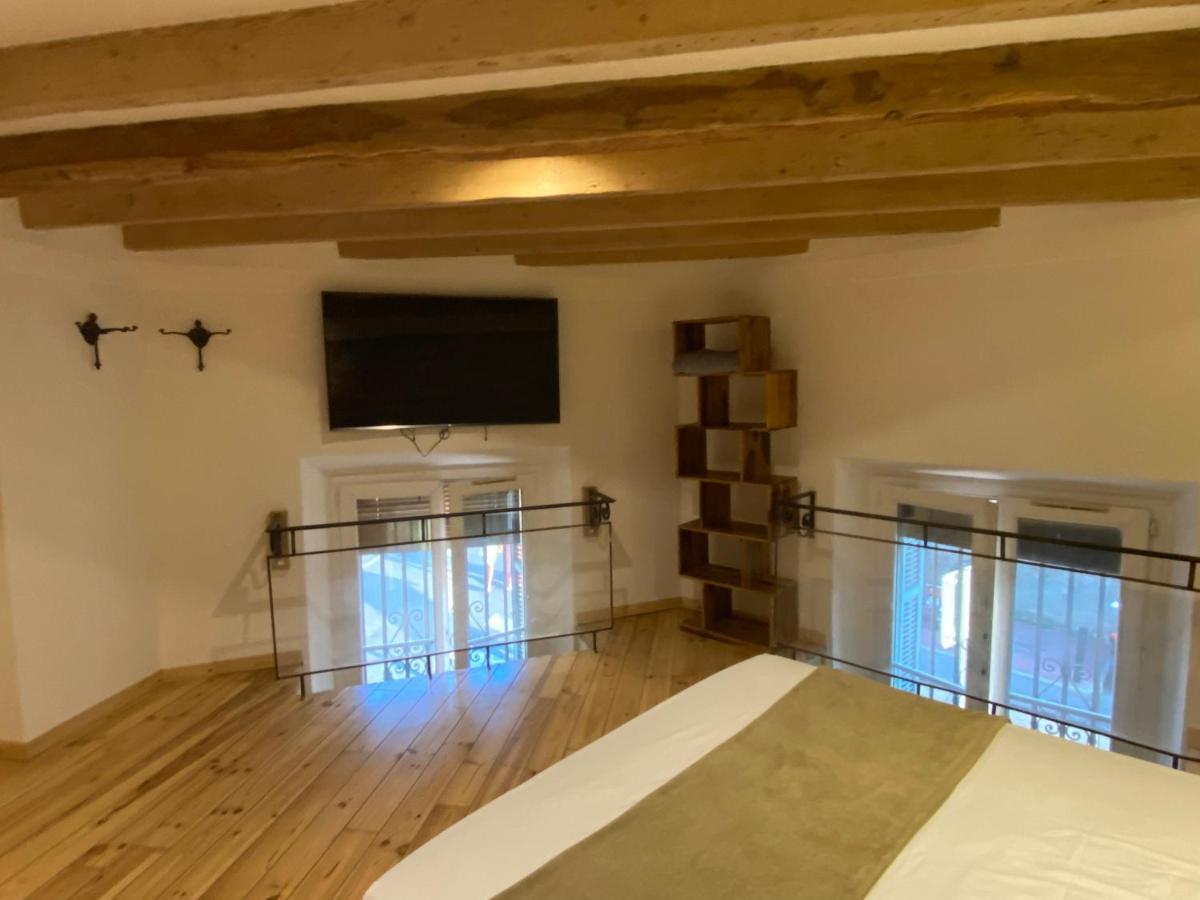 Centre Atypique En Duplex 85m2 * Cannes