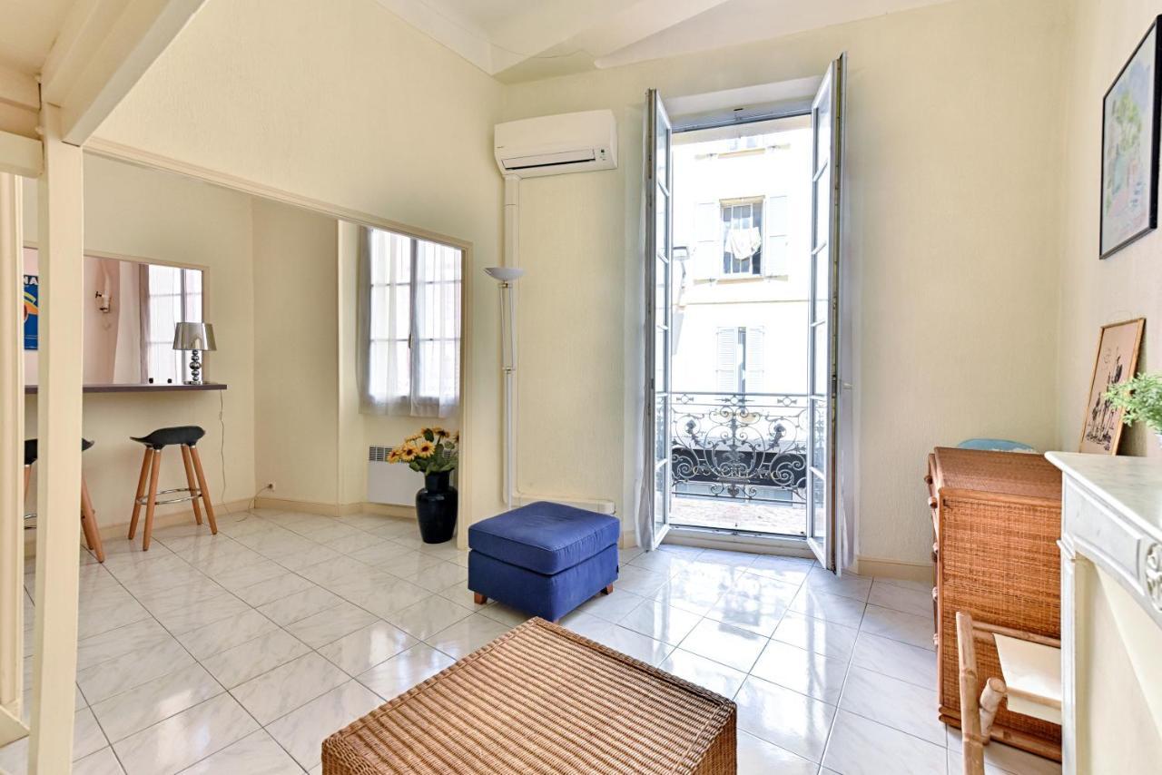 Le Retro Avec Mezzanine, Position Exceptionnelle Et Strategique En Plein Centre Apartment Cannes