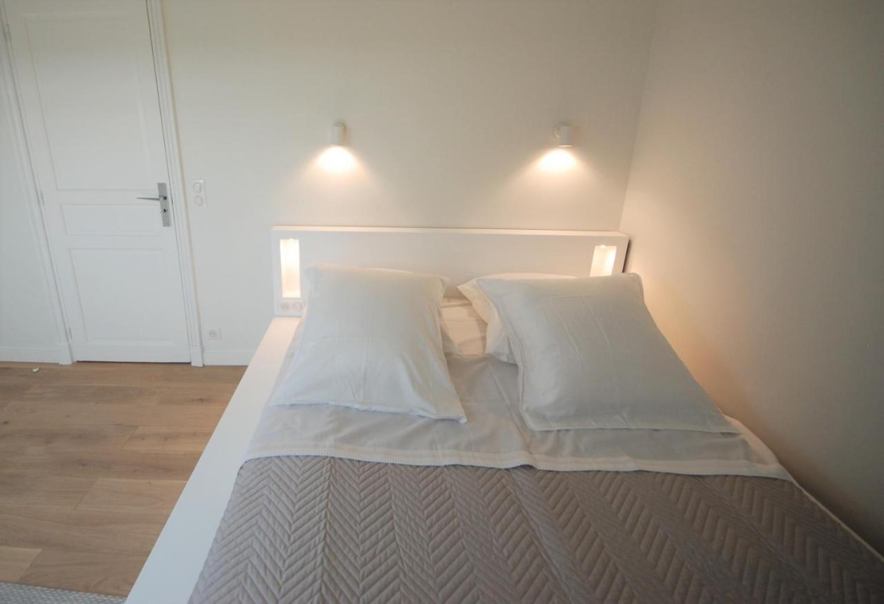 Foch Bright Prestigious In ! *