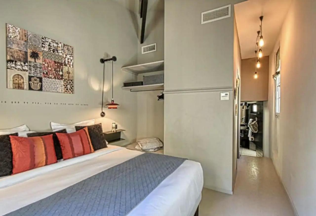 C075-old Town - Duplex * Cannes