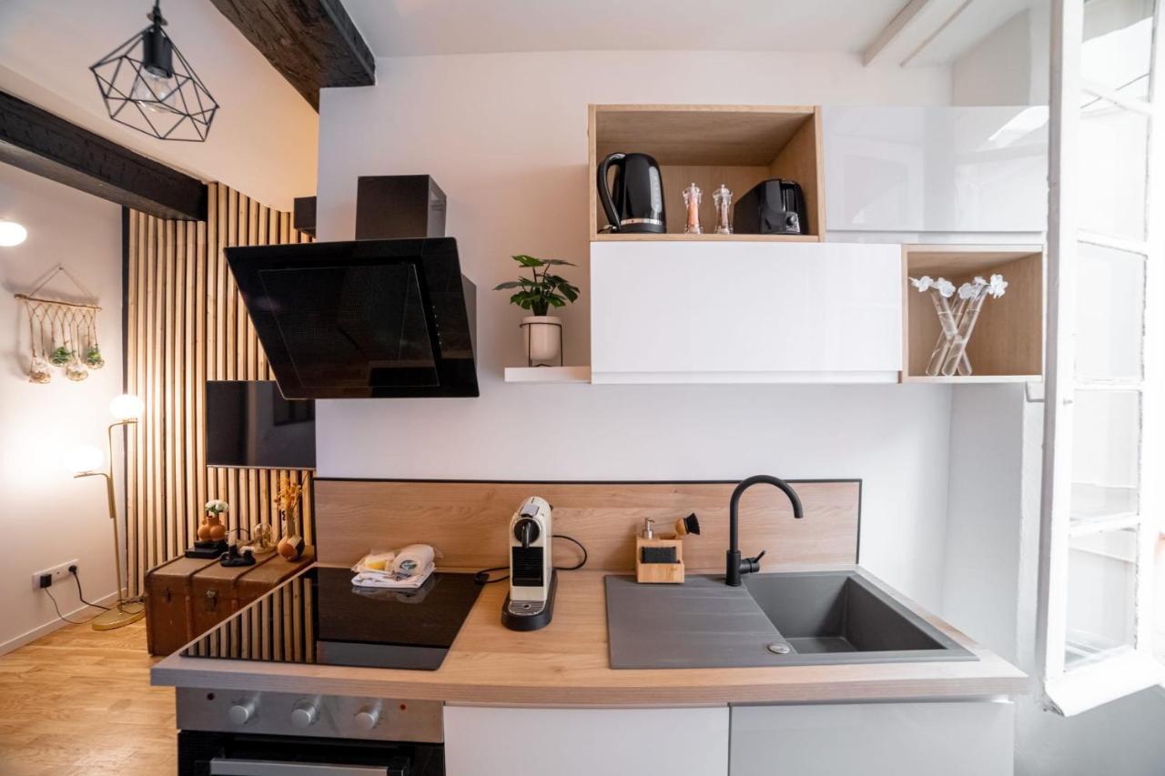 Griffin Furnished Flat *