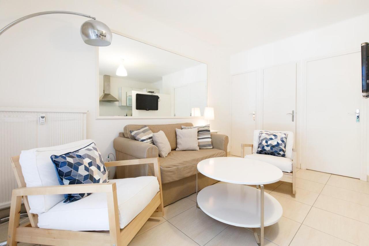 Apartment Archer De Palma Yourhosthelper