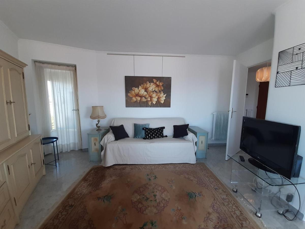 Le Republique Apartment *