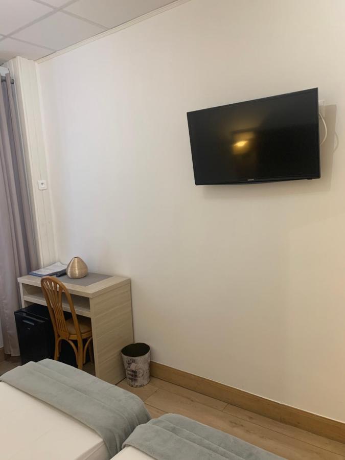 Lutetia Hotel 2*