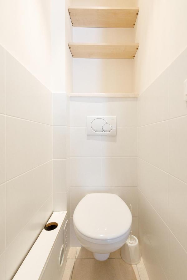 Apartment Archer De Palma Yourhosthelper