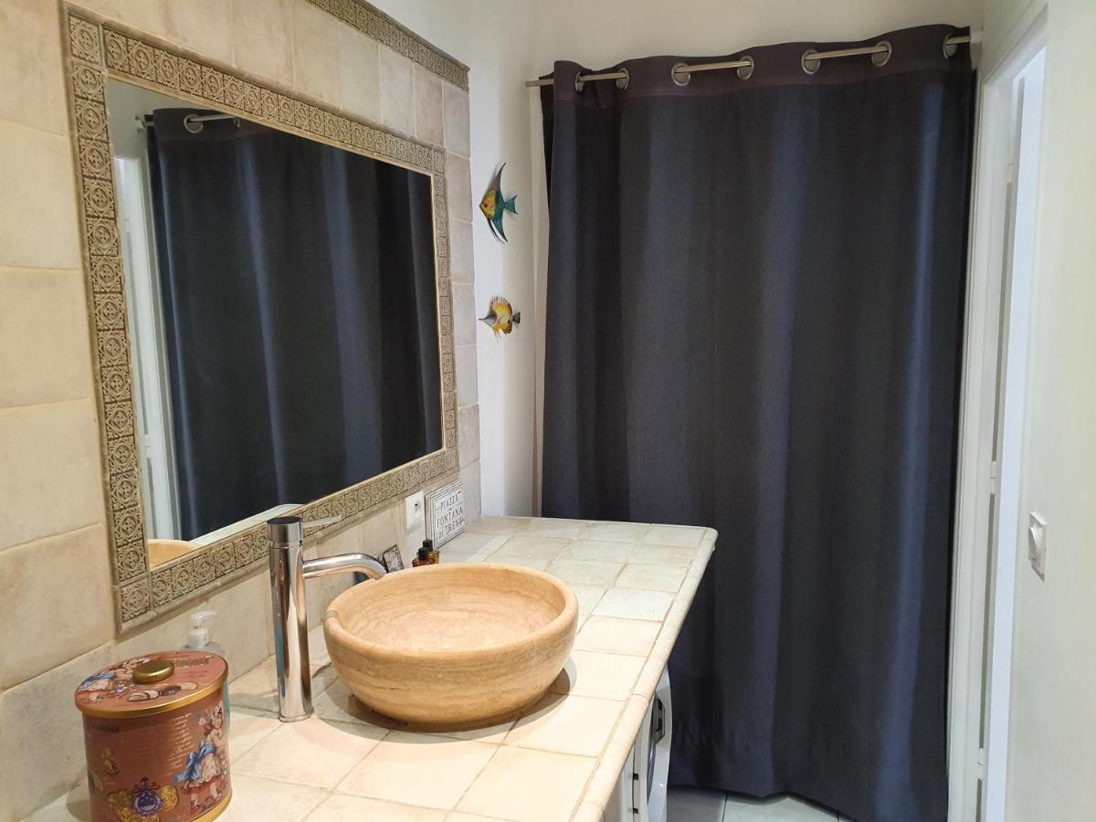 Appartement Suquet 22 – 2 Pièces, Cœur Historique, Calme, à 300m, Parking Cannes