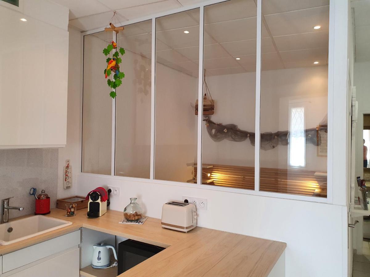 Suquet 22 - 2 Pieces, Coeur Historique, Calme, A 300m, Parking * Cannes