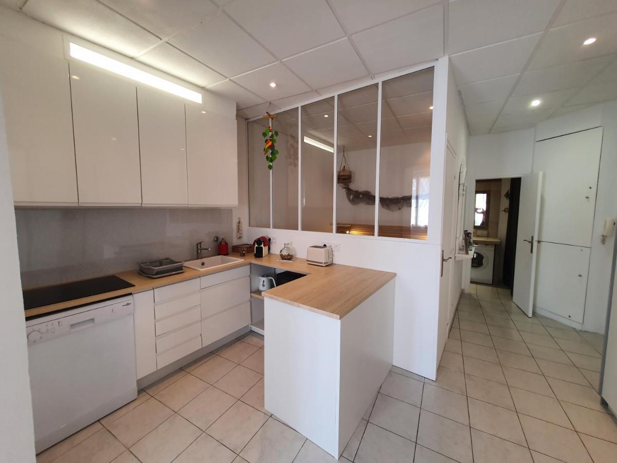 Suquet 22 - 2 Pieces, Coeur Historique, Calme, A 300m, Parking Cannes