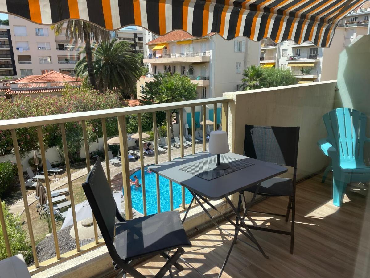Croisette Martinez, Terrasse