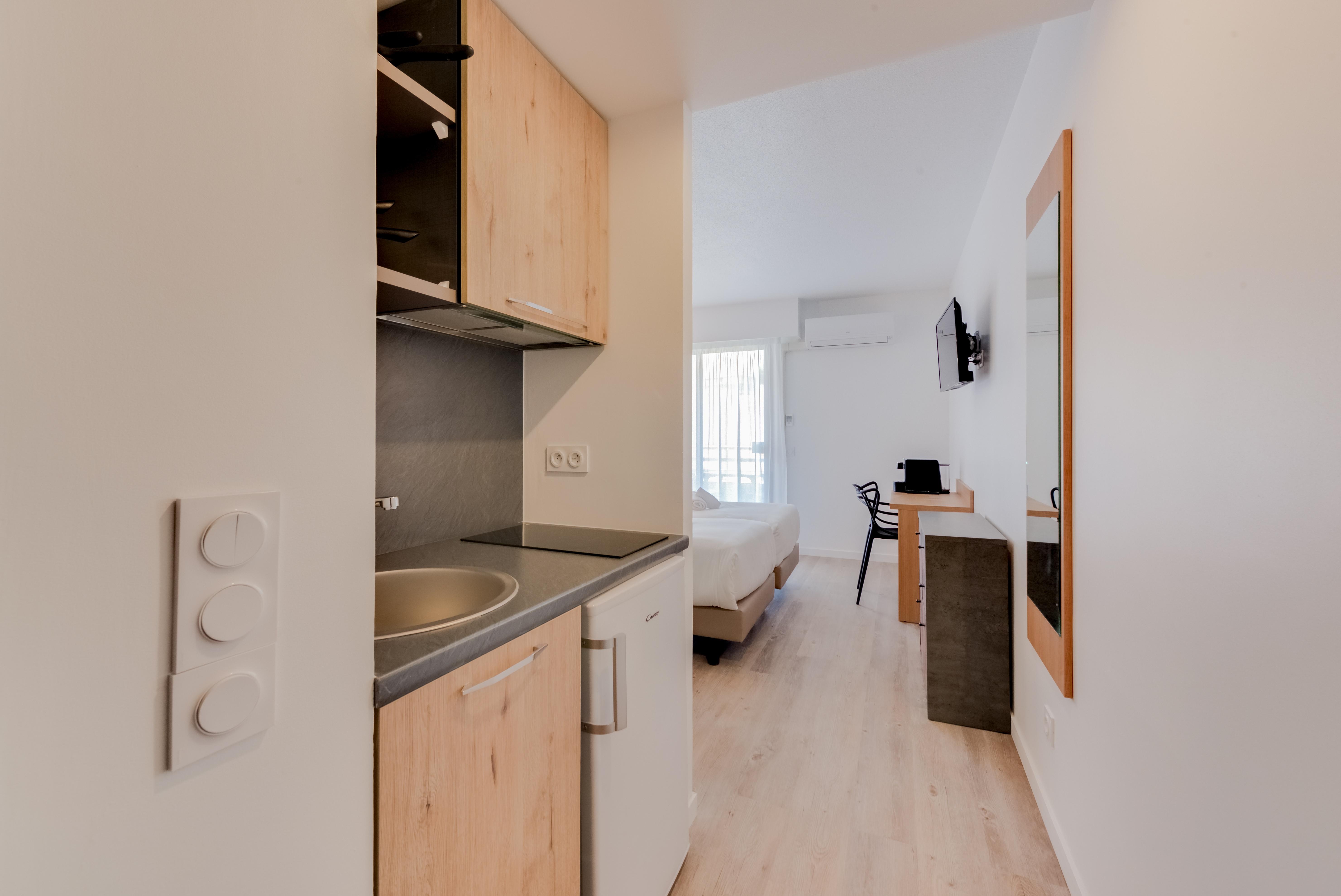 Residhotel Les Coralynes 3* Cannes