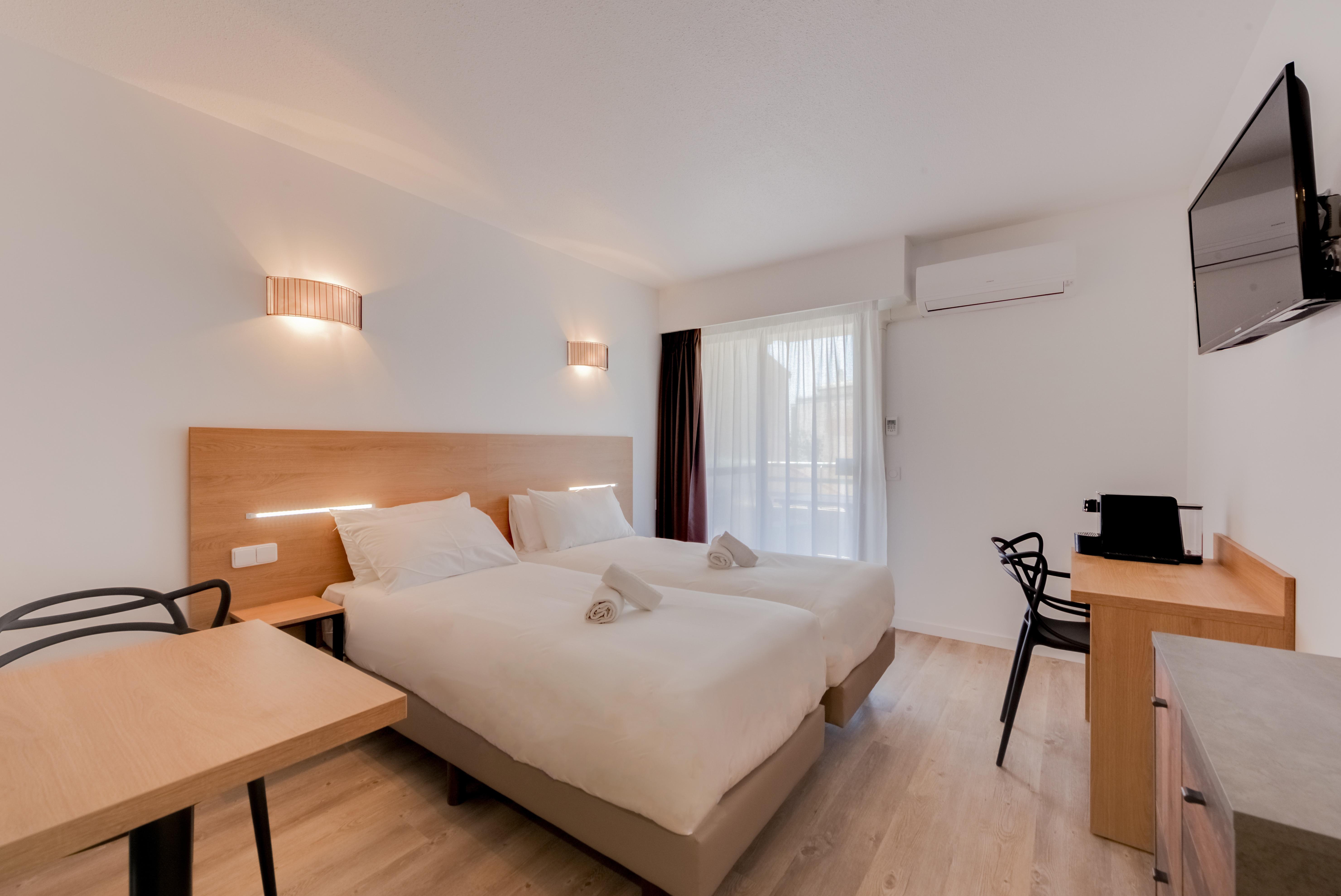 Aparthotel Residhotel Les Coralynes 3*