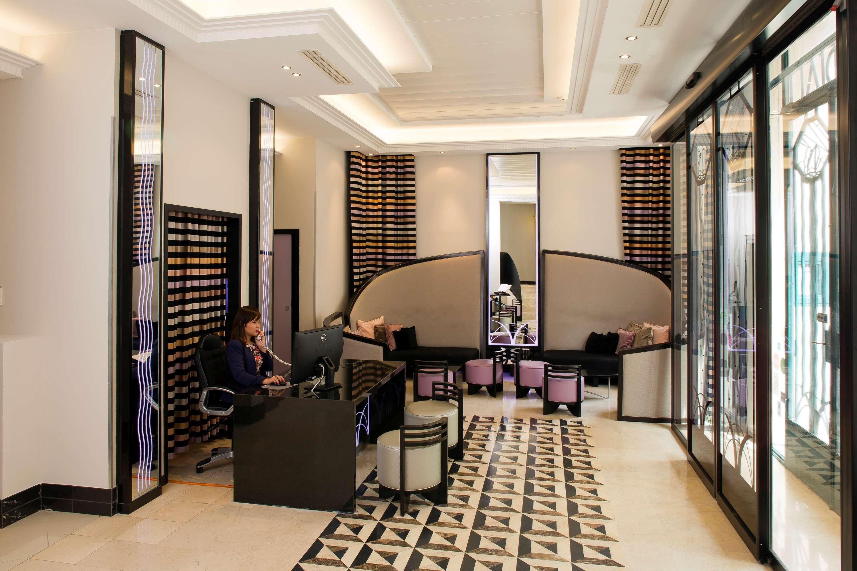 Bw Premier Collection Mondial Hotel 4*