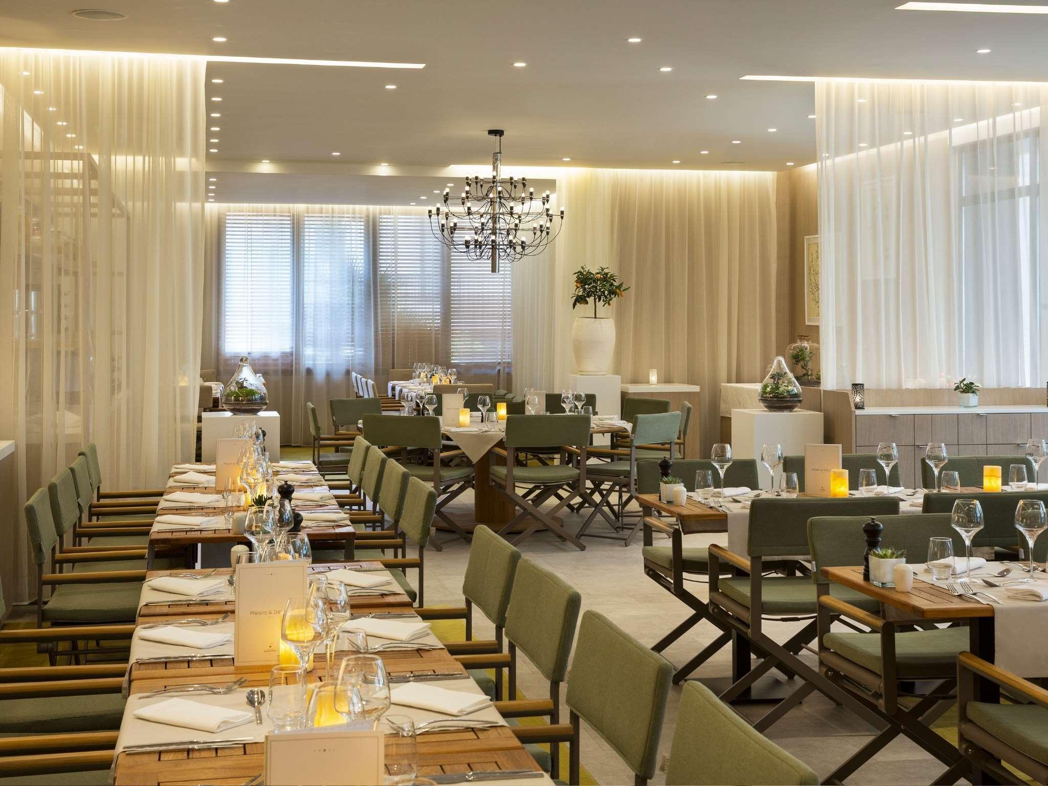 Barriere Le Gray D'albion Hotel Cannes