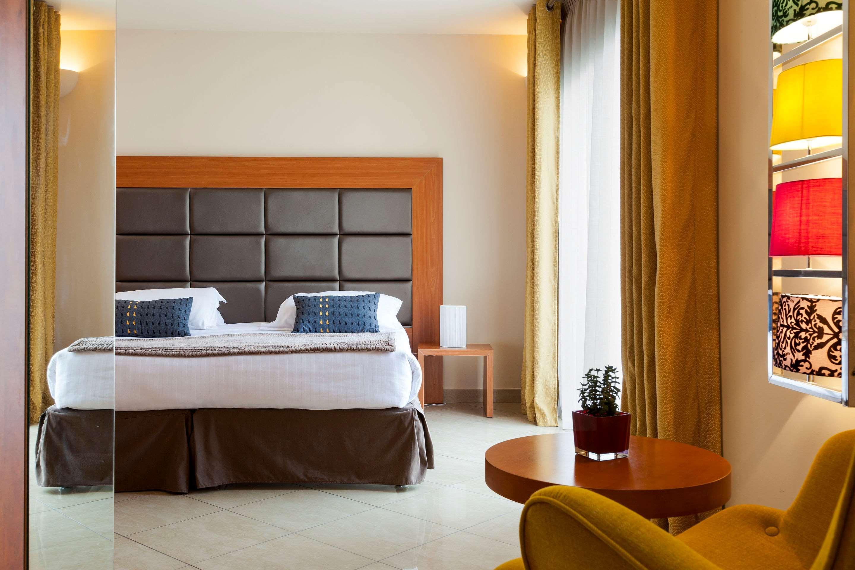 Neho Croisette Hotel 4*
