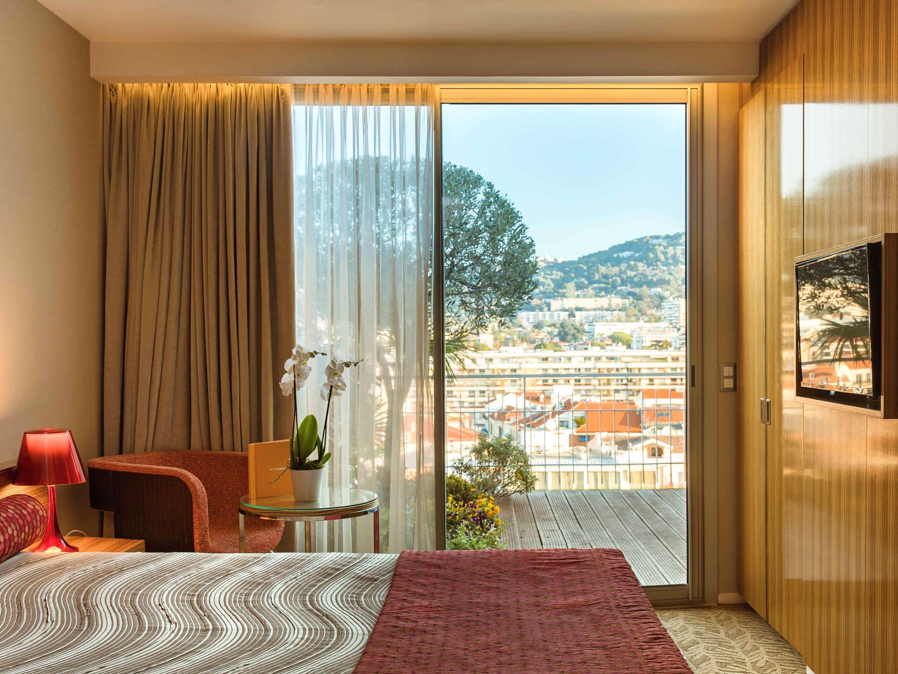 Ibis 5380 Cannes