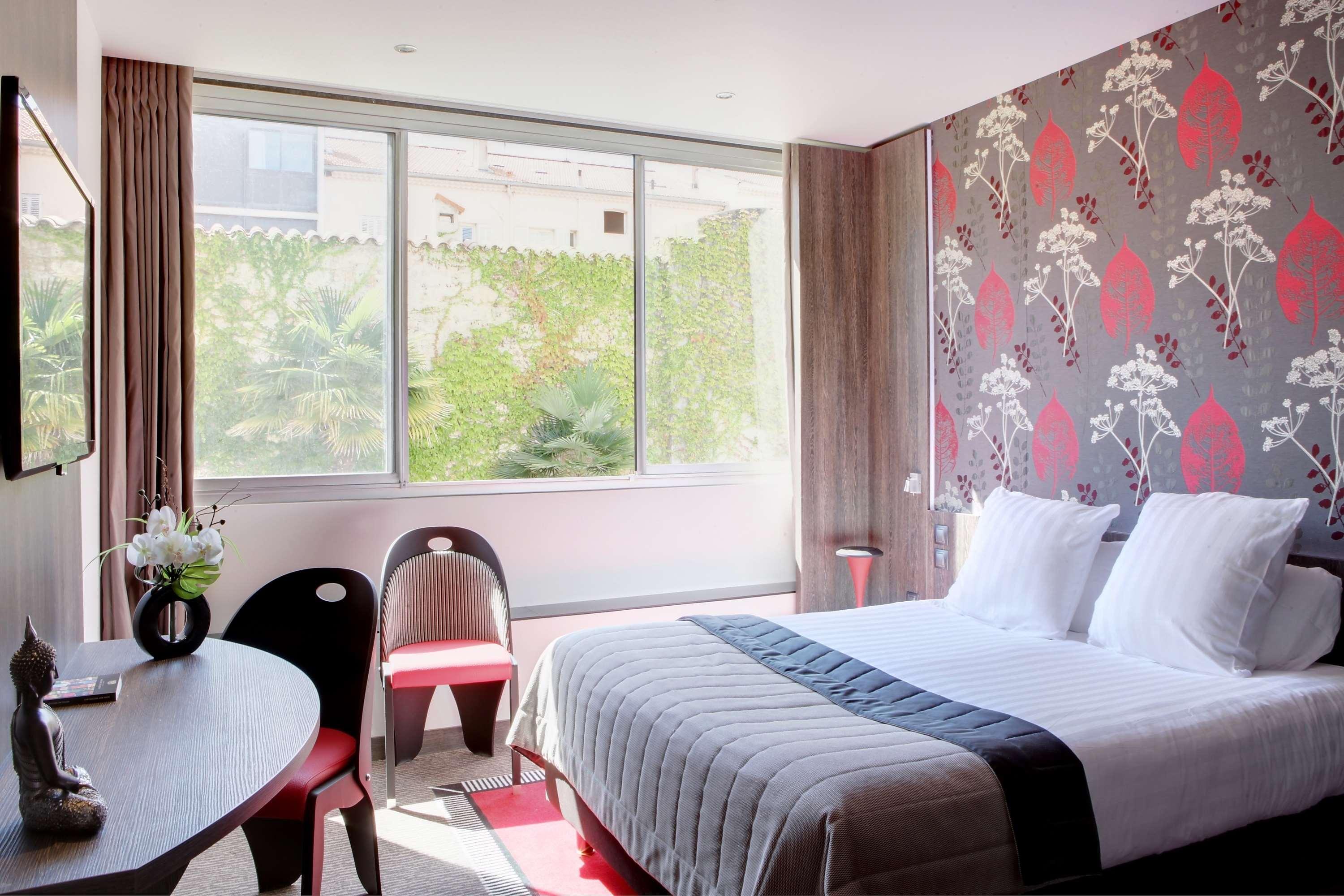 Hotel Western Premier Le Patio Des Artistes Wellness Jacuzzi Cannes
