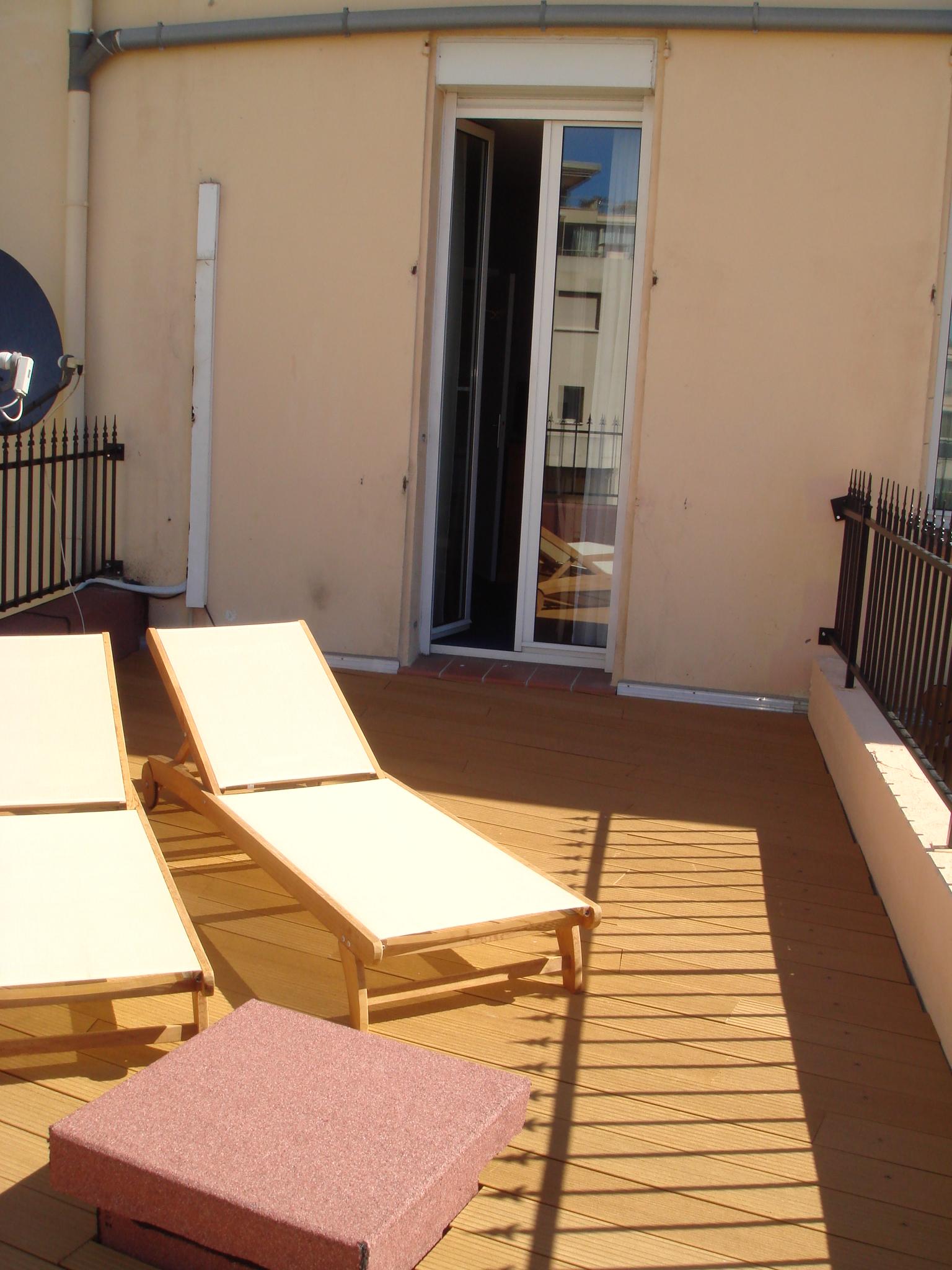 L'olivier - Piscine&parking 3* Cannes