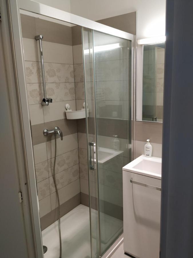 Apartment A 5 Mn A Pied De La Gare Confort Avec Balcon