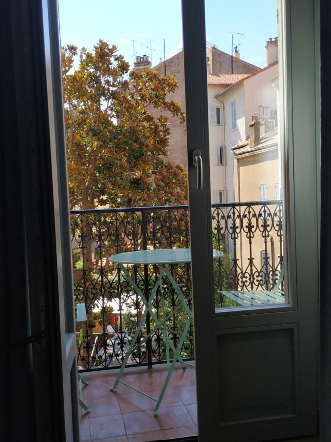 A 5 Mn A Pied De La Gare Confort Avec Balcon Apartment *