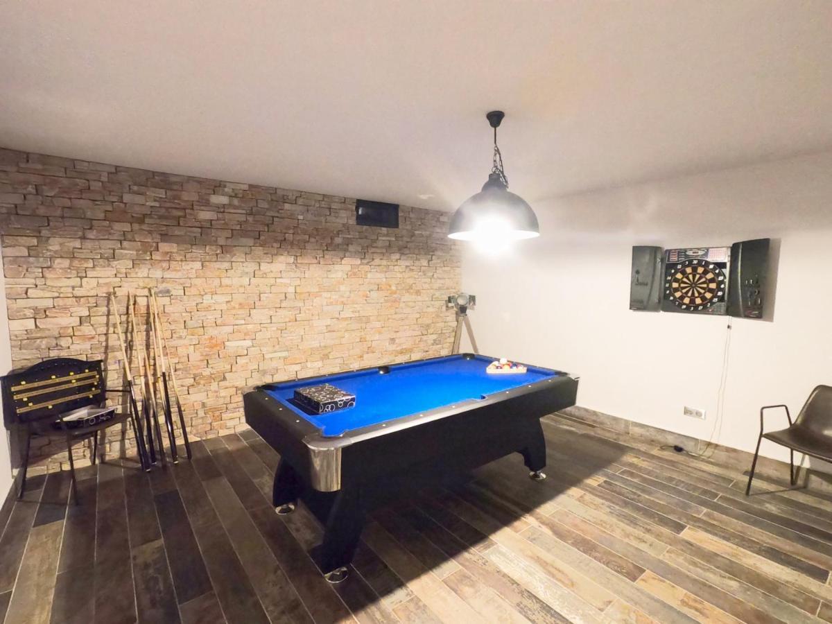 Superbe Maison 6 Ch, 4 Sdb, Terrasses Et Billard *